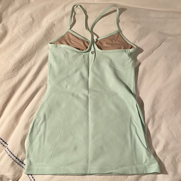 Lululemon Power Y Tank - Picture 4 of 4